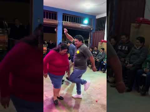 Miércoles el Jhon tiene ritmo 🎉✅#dj #custhoflow #cajamarca #cajabamba #viralshort