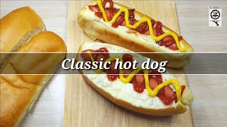 Classic hot dog