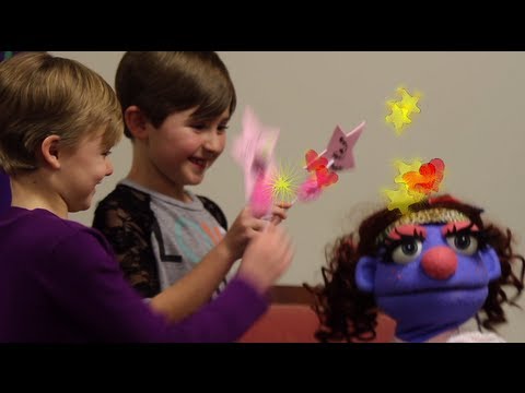 Peter Pan Interview - Hadley Belle Miller and Sophie Sooter