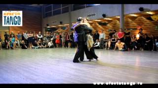 Marcelo Varela and Analia Vega dance on the milong