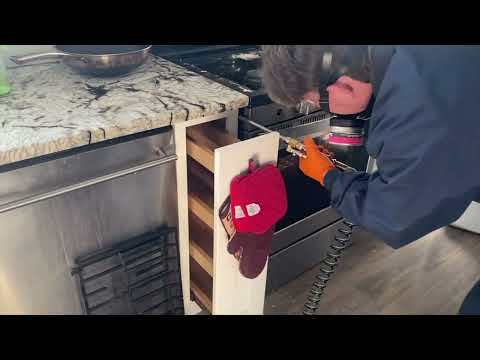 Treating the Kitchen for Cockroaches in Manalapan, NJ