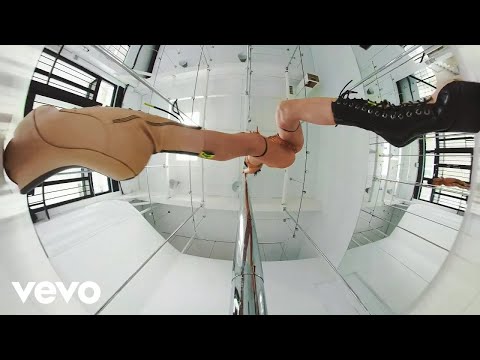 Defcom - Bad girl ft. Def-man