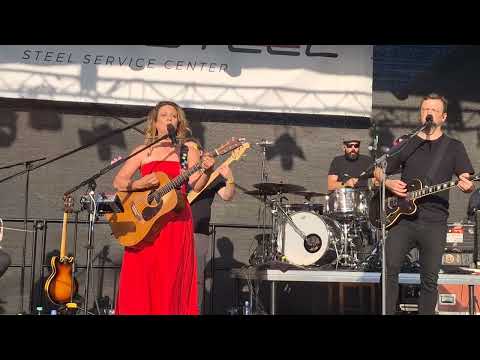 Aneta Langerová - V bezvětří (2025)