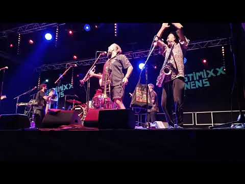 Chico Trujillo *La Pollera Amarilla" en el Festimixx de Renens, Suiza.