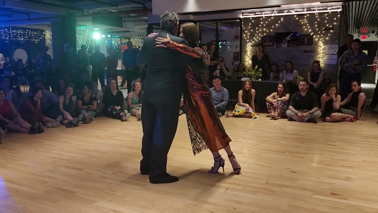 Argentine Tango: Ricardo Calvo & Sandra Messina - Emancipación @ Abrazos Tango Festival