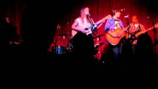 Leighton singing Runaway