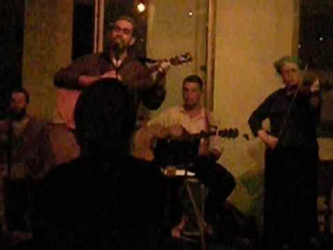 Benyamin Steinberg Performing Carlebach Let There Be Peace 2009