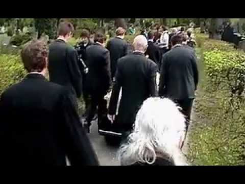 Tödliche Zwangsräumung -- Trauerfeier und Beerdigung von Rosemarie Fliess F.