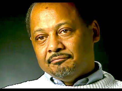 彼は1950年代の黒人のフィラデルフィアで成長することを愛していた (He Loved Growing Up In 1950s Black Philadelphia)