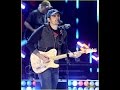 Brad Paisley: Uncloudy Day.