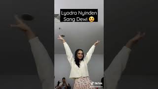 Download lagu Lyodra Nyinden Sang Dewi Mantul sekali 😃🎶#lyodra mp3