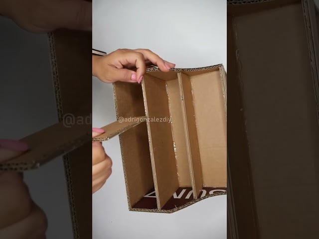 Vídeo relacionado con Amazon Basics Cajonera Organizadora, 24 Compartimentos de Plástico con Divisores para Oficina/Manualidades/Herramientas, Montaje en Pared, 16 x 54,1 x 40,1 cm, Negro