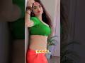 Hot Desi Bhabhi Saree Navel Kiss