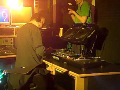 Brothers Vibe @ TwenFM Clubnight 19.03.2011