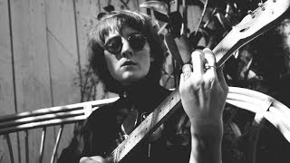 Cate Le Bon » White Fence  "Chairs in the Dark"