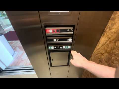 Dover (Miami Elevator) Oildraulic Hydraulic Elevator @ Palms Professional Center- Palm Harbor, FL