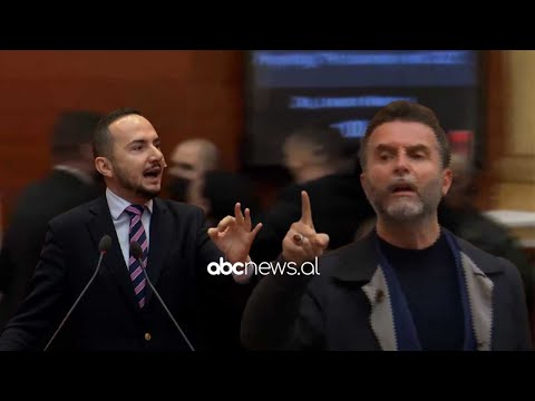 “O kone”, Salianji dhe Brace perplasen fizikisht ne Kuvend | ABC News Albania