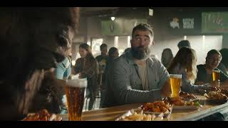 Buffalo Wild Wings Nothing says ‘Hank and Jason Kelce becoming brothers’
