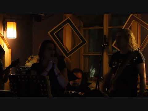 Peca Black & Kako Kad band - Shallow