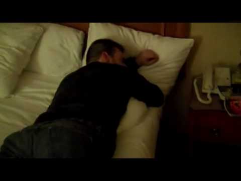 Guns N' Roses ChineseDemocracy, HardTour, DJ turns HardTour into HardSnore in Montreal