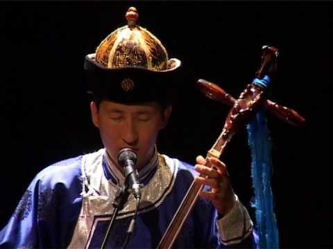 Epi mongole voix basse profonde