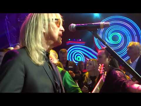 Davey Johnstone - Saturday Night's alright for fighting