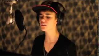 Justin Bieber Feat. Usher - Chestnuts (Studio Webisode)