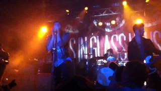 Kids in glass houses - in gold blood live Cardiff solus 2011 (HD)