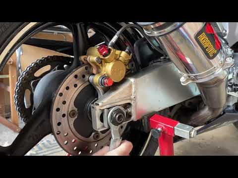 Honda CBR 929 RR Fireblade Brake Pads & Disc Replacement (Rear)
