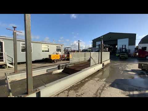 3.0t LOADING DECK / SLIDING GANTRY.......1415 - Image 2