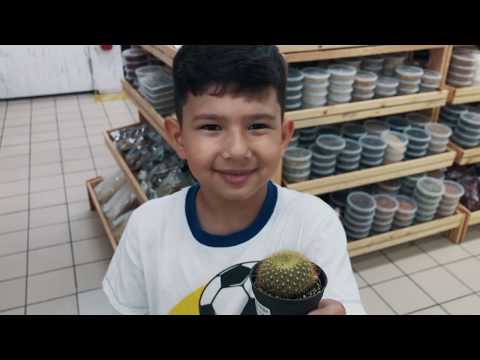 'BARBERDAY WITH SAMIR & Misi mencari Snickers Ice Cream! (VLOG83) ²37