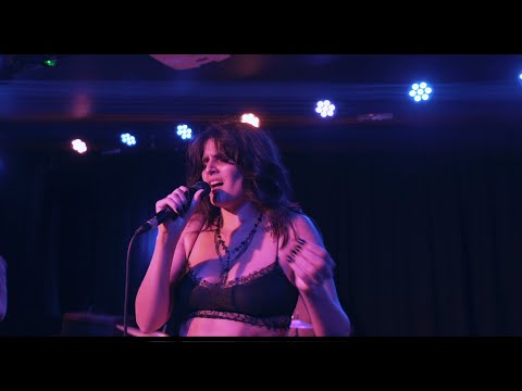 Paula Luna - 'It's (Not) Too Late'  live at The Water Rats