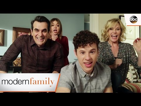 Luke's College Applications - Modern Family 8x17