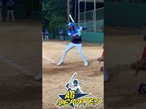 La cocoa (Elly de la Cruz) en un juego amistoso de Softball. 🔥🇩🇴