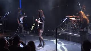 Dum Dum Girls - It only takes one night / Heartbeat (Take it Away)