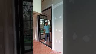 บานเปิดคู่แบบแม่ลูกพร้อมแปะลูกฟัก