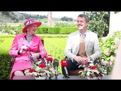 Kronprins Frederik om sin mor: Hun er sej [Pressemøde]