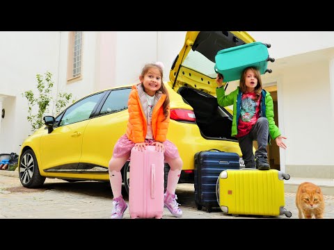 Lustige Geschwister. Selin und Arseny packen ihre Kоffer. Kinder Video auf Deutsch