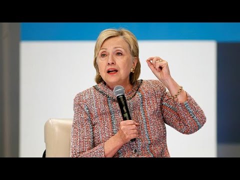 مكتب التحقيقات الفيدرالي يحقق مع هيلاري كلينتون بشأن استخدام بريدها الشخصي