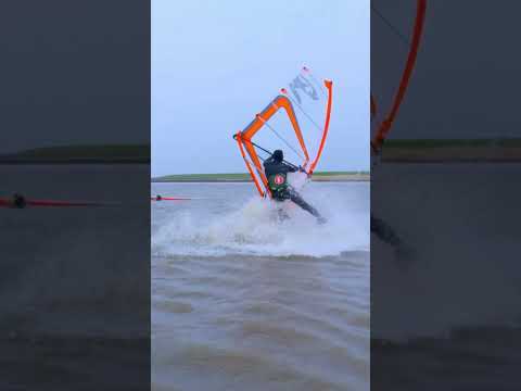 E-SLIDER CRASH by Arne I Freestyle Windsurfing #shorts