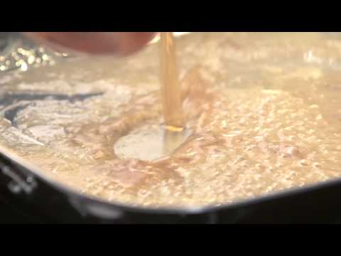 Making Gravy in the Williams-Sonoma Stainless Steel...