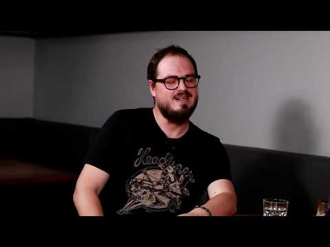 Po těžké nemoci už nechci obtěžovat lidi svými nevyřešenými démony, říká David Stypka v (NE)BLÁZNI