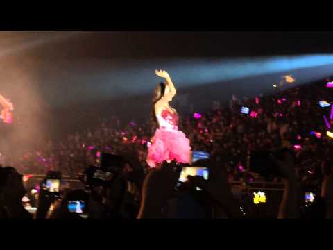 131109 Yoona in 2013 Girls' Generation World Tour Girls & Peace Concert in Hong Kong