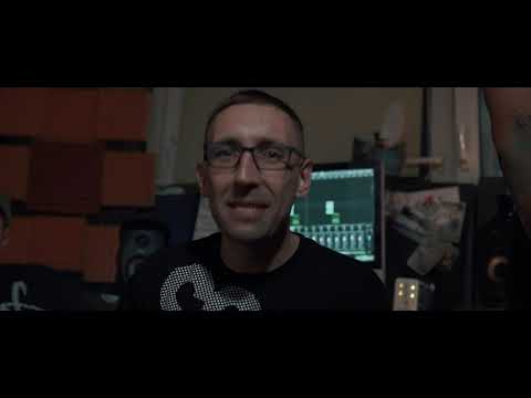 L.A.R.M.O! Jest Tak  bit dj. CHORE (ONE SHOT VIDEO)