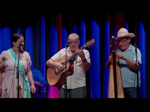 Los Cenzontles, Mono Blanco y Kiki Valera - Pajaro Lindo