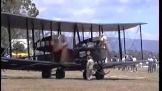 preview picture of video 'Vickers Vimy replica at Caboolture '94'