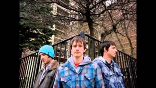 Remnants and Pictures - Mimicking Birds (HD)