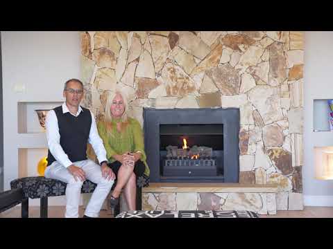 39 Tingira Crescent, Kiama - Helena Crumpton Stone Real Estate Illawarra