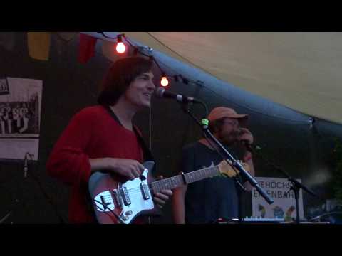 Die Höchste Eisenbahn - Kinder der Angst - Live @ Molotow Backyard, Hamburg - 08/2019