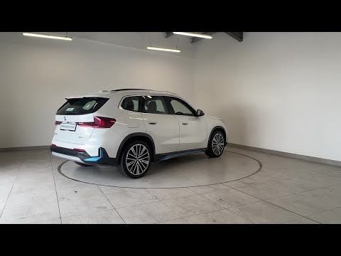 BMW iX1 xDrive30 xLine PAN ROOF - Image 2
